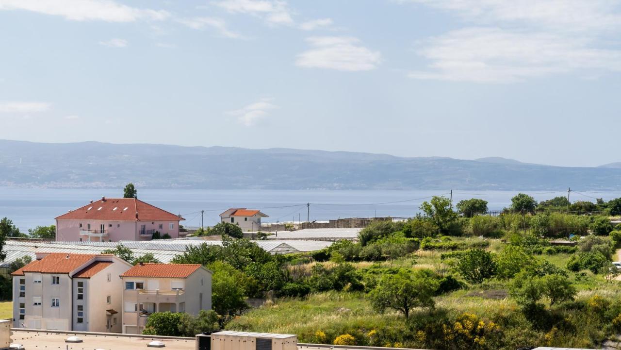 A2 - Modern Apt With The Terrace & Sea View Apartment Split Exterior photo